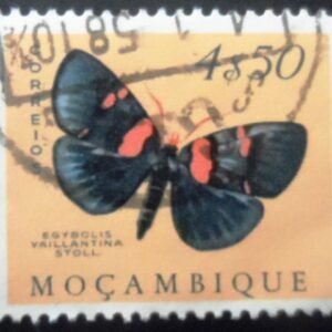 Selo postal de Moçambique de 1953 African Peach Moth U