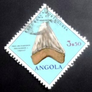 Selo postal de Angola de 1970 Procarcharodon Megalodon L. U