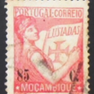 Selo postal de Moçambique de 1933 Lusiads 85 U