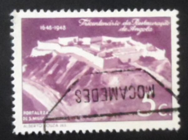 Selo postal de Angola de 1948 São Miguel Fort 5 U