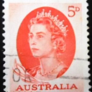 Selo postal da Austrália de 1965 Queen Elizabeth II 5 U