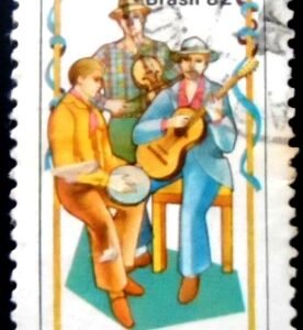Selo postal do Brasil de 1982 Instrumentos Musicais U A
