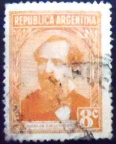 Selo postal da Argentina de 1939 Nicolás Avellaneda 8 U