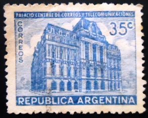 Selo postal da Argentina de 1945 Post Office Building 35 U sev