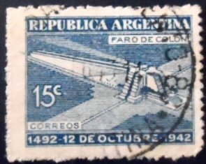 Selo postal da Argentina de 1951 Columbus Mausoleum in Santo Domingo 15 U sev