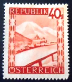 Selo postal da Áustria de 1947 Mariazell N