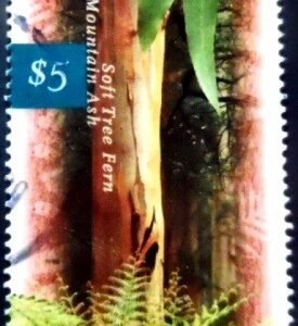 Selo postal da Austrália de 1996 Soft Tree Fern and Mountain Ash U