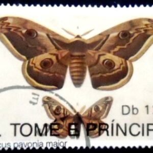 Selo postal de São Tomé e Príncipe de 1992 Small emperor moth NCC