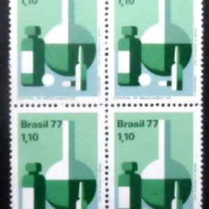 Quadra de selos postais do Brasil de 1977 Central de Medicamentos M