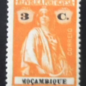 Selo postal de Moçambique de 1921 Ceres 3 N