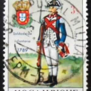 Selo postal de Moçambique de 1967 Infantry Soldier 1789 U