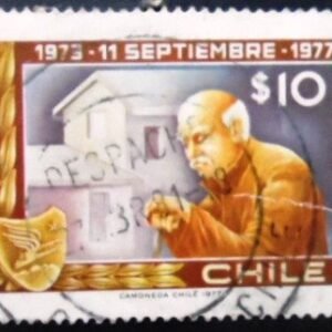 Selo postal do Chile de 1977 Old Man and Home U