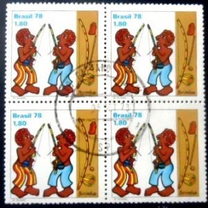 Quadra de selos postais do Brasil de 1978 Tocadores de Berimbau U QD