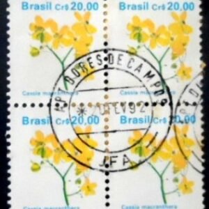 Quadra de selos postais do Brasil de 1990 Fedegoso U QD