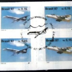 Quadra de selos postais do Brasil de 1997 EMB 145 e AMX M1C QD