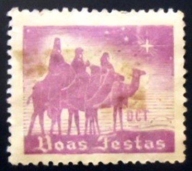 Selo postal do Brasil de 1946 DCT Reis Magos N vinho