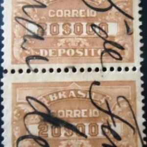 Par de selos postais do Brasil de 1920 Depósito 20$ U PR