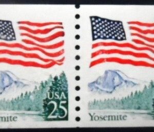 1988 Par de selos postais dos Estados Unidos de 1988 Flag over Yosemite M PR