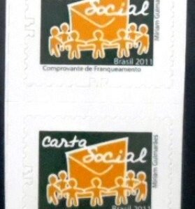 Par de selos postais do Brasil de 2011 Carta Social M PR