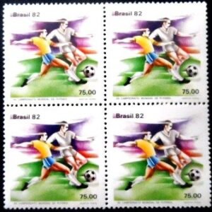 Quadra de selos postais do Brasil de 1982 Disputa de Bola M QD