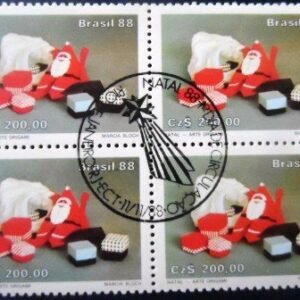 Quadra de selos postais do Brasil de 1988 Papai Noel MCC QD