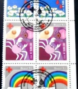 Par de séries de selos postais do Brasil de 1993 Coração M1C SET PR