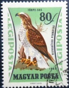 Selo postal da Hungria de 1962 Booted Eagle A NCC