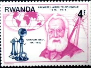 Selo postal da Ruanda de 1976 Alexander Graham Bell M A