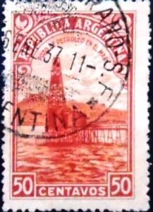 Selo postal da Argentina de 1936 Oil Well 50 U