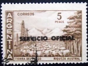 Selo postal da Argentina de 1960 Tierra del fuego ovpt 5 U D