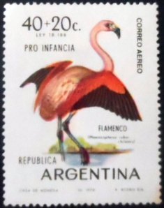 Selo postal da Argentina de 1970  Chilean Flamingo N