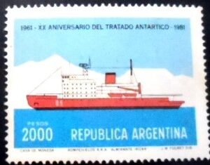 Selo postal da Argentina de 1981 Icebreaker Alm. Irizar U