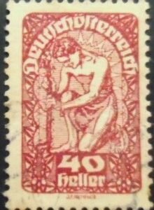 Selo postal da Áustria de 1919 Coat of Arms and Allegory 40 U