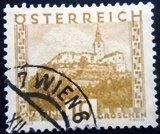 Selo postal da Áustria de 1929 Güssing Castle ochre U