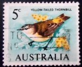Selo postal da Austrália de 1966 Yellow-Tailed Thornbill U