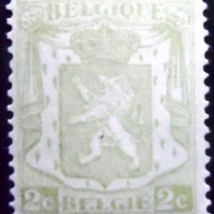Selo postal da Bélgica de 1937 Small Coat of Arms 2 M
