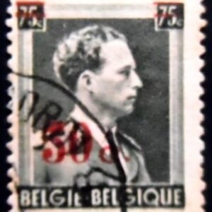 Selo postal da Bélgica de 1941 King Leopold II Open Collar Surcharged 50 U