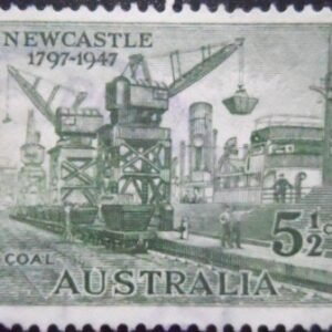 Selo postal da Austrália de 1947 Loading Coal N