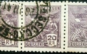 Tira com 3 selos postais Regulares/Definitivos emitidos em 1940 - 327 U 3