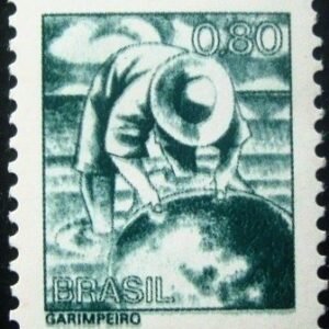 Selo postal do Brasil de 1976 Garimpeiro