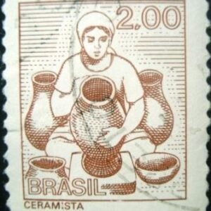 Selo postal Regular emitido no Brasil em 1977 - 567 U