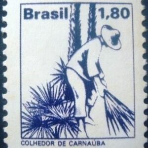 Selo postal do Brasil de 1978 Colhedor de Carnaúba