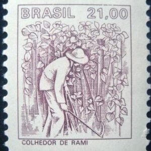 Selo postal do Brasil de 1979 Colhedor de Rami M