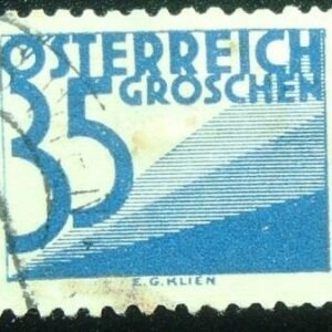 Selo postal da Áustria de 1930 Digit & Triangles 35