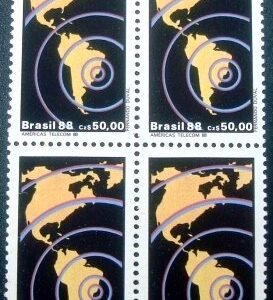 Quadra de selos postais do Brasil de 1988 TELECOM 88 N QD