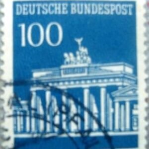 Selo postal da Alemanha de 1967 Brandenburg Gate - 956 U