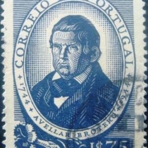 Selo postal de Portugal de 1944 Avelar Brotero 1