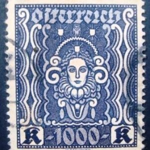 Selo postal Áustria 1922 Woman's head