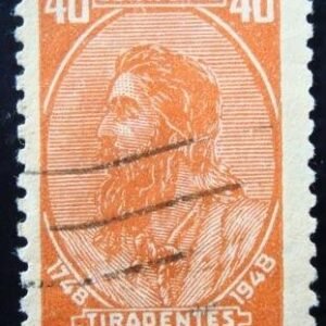 selo postal do Brasil de 1948 Tiradentes - C 240 U