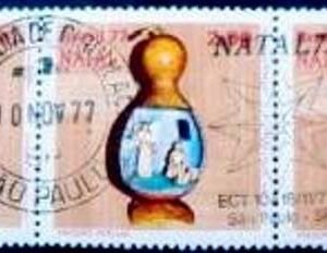 Tira de selos postais do Brasil de 1977 Anjo e Maria